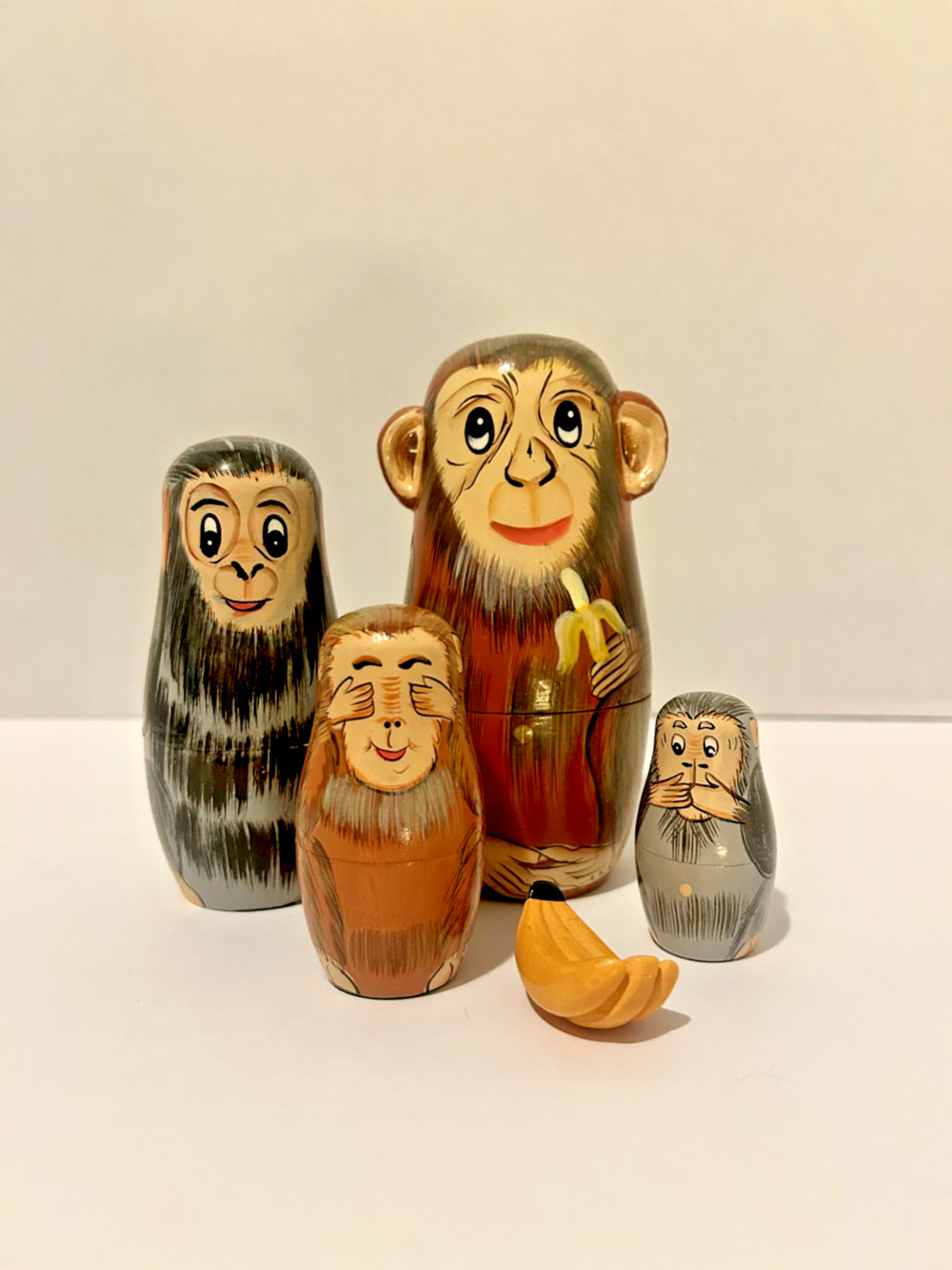 Matryoshka Wooden Nesting Monkeys Hand Painted Rare Vintage set Of 4 w/ Banana